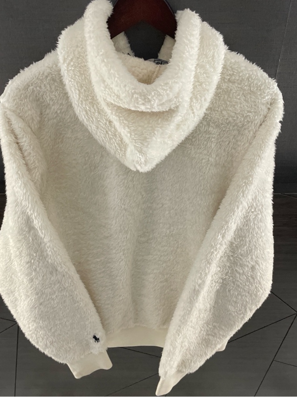 Polo by Ralph Lauren Cream Sherpa Hoodie with Navy POLO Logo - Picture 3 of 5